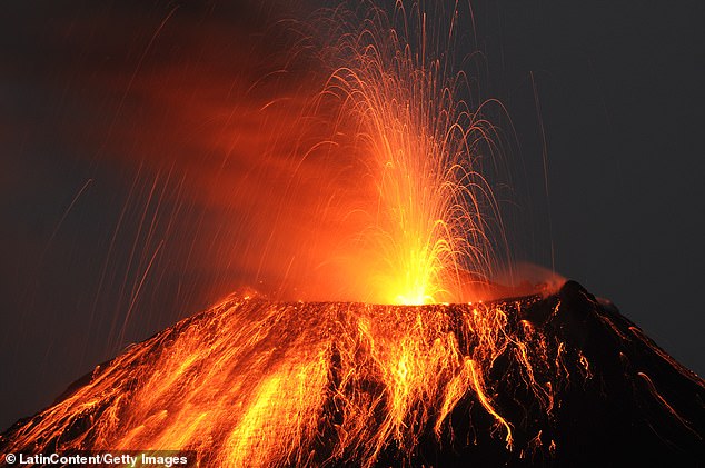 长期以来,人们一直认为火山活动是由巨大的地下岩浆库驱动的,但这些