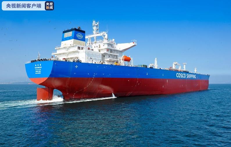 海南10万吨油轮入籍 洋浦港跨入巨轮"俱乐部"