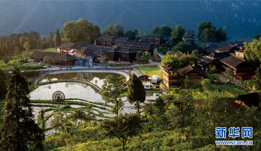 让风景变"钱景" 一个武陵山贫困县的旅游脱贫路