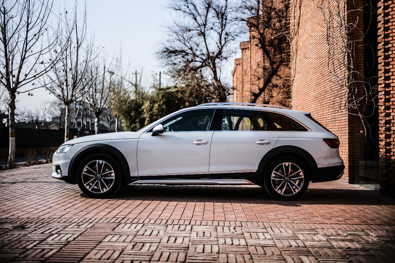 做个时尚户外达人 试驾奥迪2021款a4 allroad