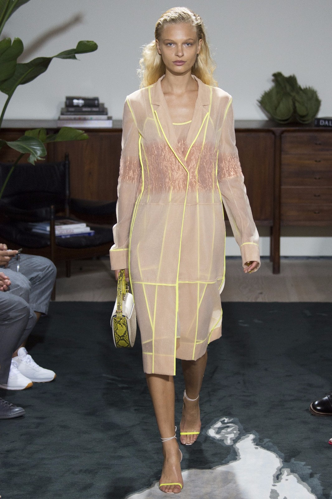 秀场直击丨jason wu 2017春夏系列:感受到春天的洪荒之力了吗?