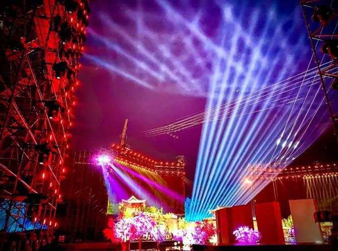 月城西昌烟花绽放直击2021年央视总台中秋晚会舞台现场
