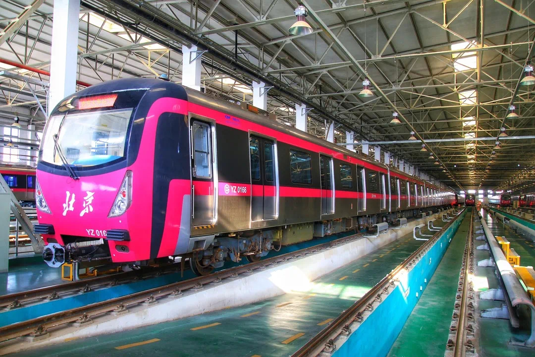 北京地铁亦庄线亦庄线早高峰列车最小运行间隔由9分15秒缩至7分30秒