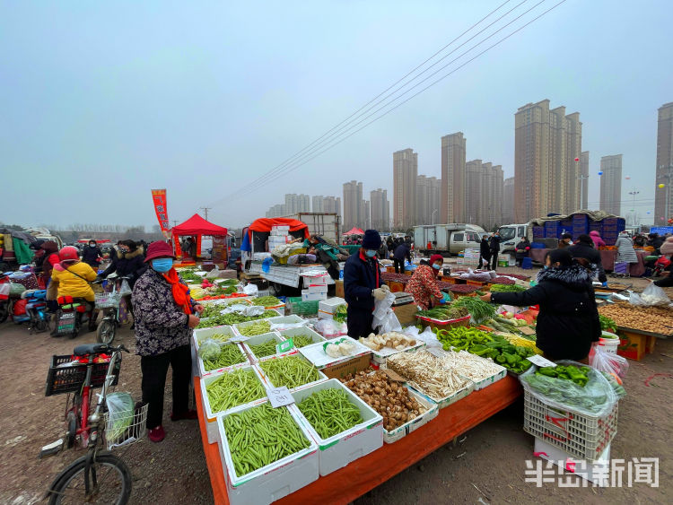 青岛即墨区赶大集寻年味