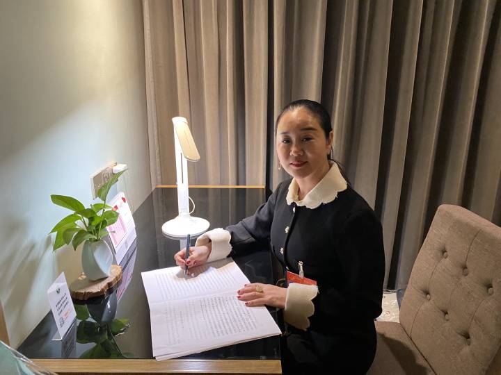 杭州市人大代表,圆通速递董事张小娟20多年快递物流业从业经历,让