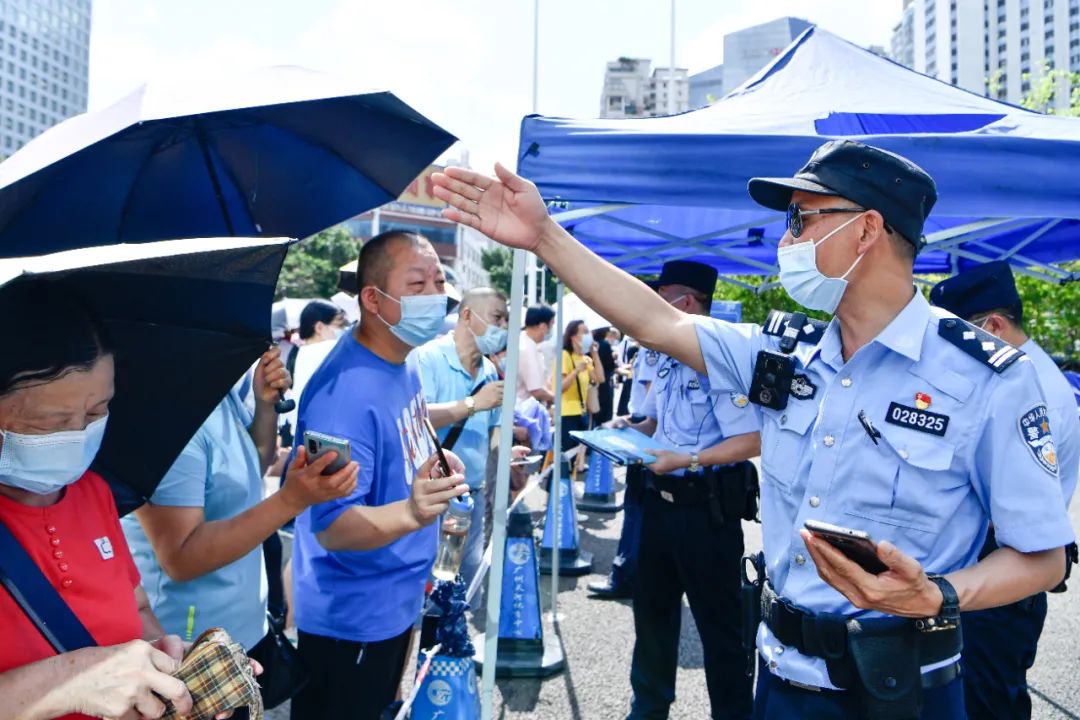 疫情防控广州公安在行动丨感谢有你们!警医挥汗共战疫情