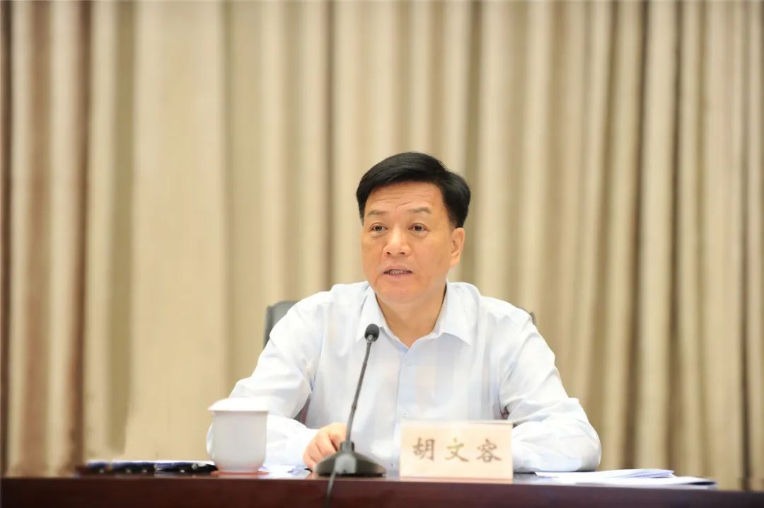 胡文容履新上海市委常委组织部部长曾长期在山东任职