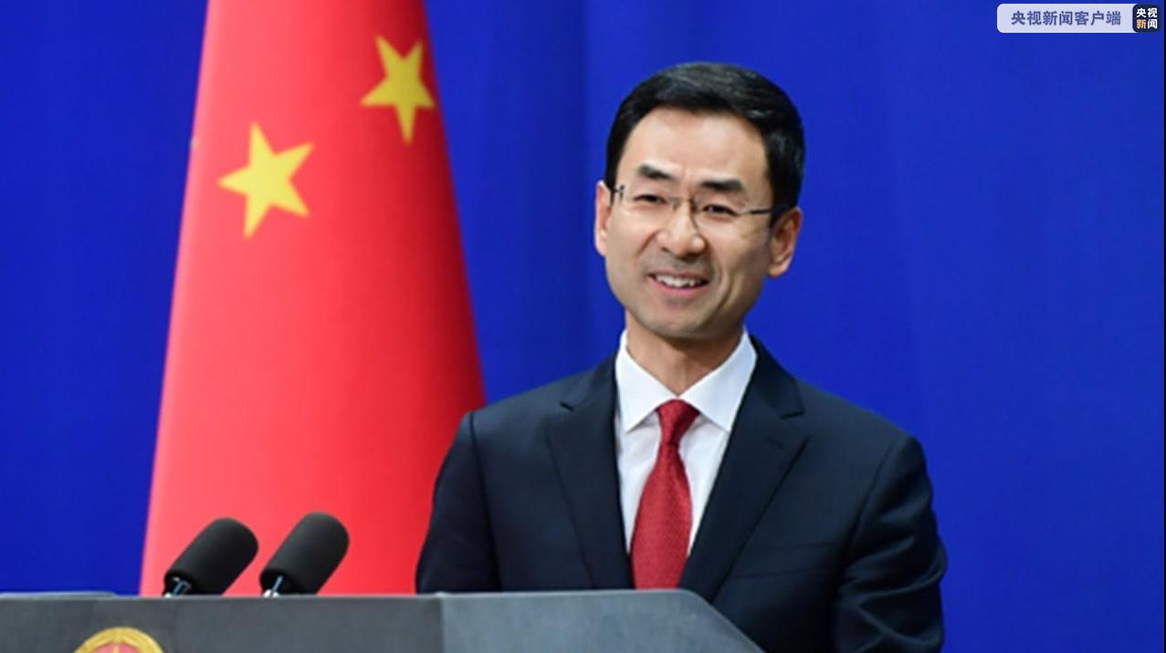 在赴任常驻联合国副代表前,任外交部发言人,新闻司副司长
