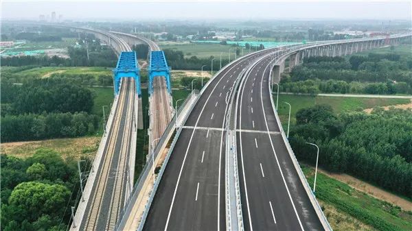 济南至乐陵高速公路南延线工程是山东省"九纵五横一环七射多连"高速
