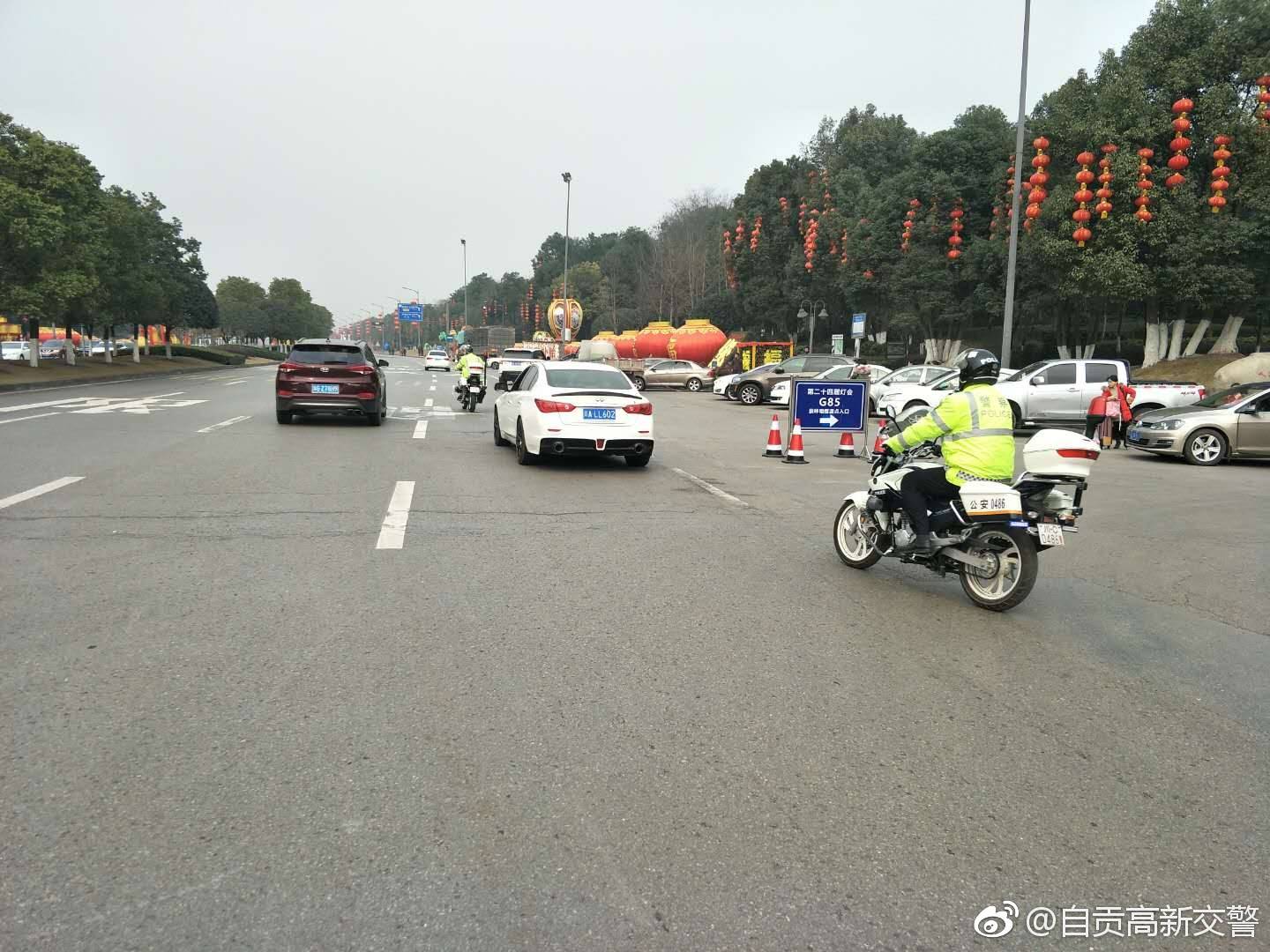 争分夺秒!自贡警察一天上演两次生命护航