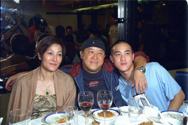 曾志伟妻子朱锡珍病逝 儿子曾国祥感谢各界关心