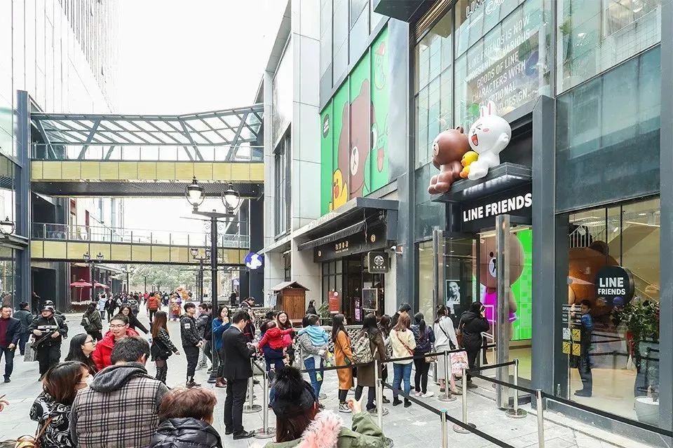 惊！上海线下店已全部关闭！淮海路上这个品牌曾天天大排长龙（最新发布）