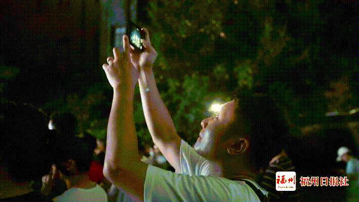 如梦如幻穿越千年今夜福州三坊七巷打开时空之门