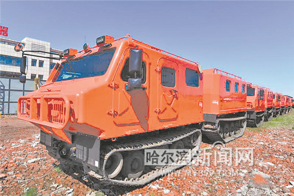 sxd09多功能履带式森林消防车_09款沃尔沃s80车功能_04a式履带步兵战车