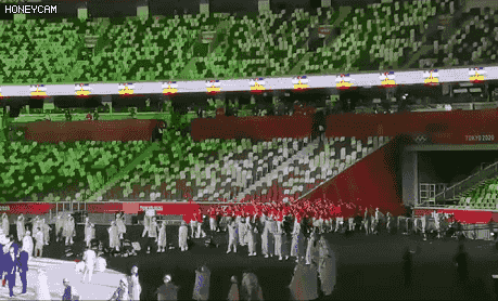 多图直击东京奥运会开幕式中国队帅气入场