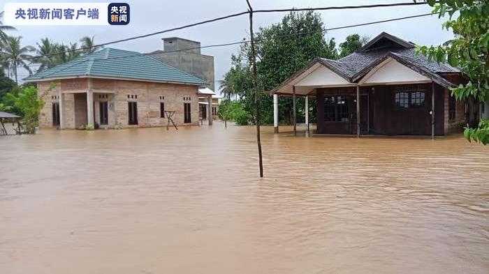 印尼南加里曼丹暴雨引发洪水6346幢房屋被淹