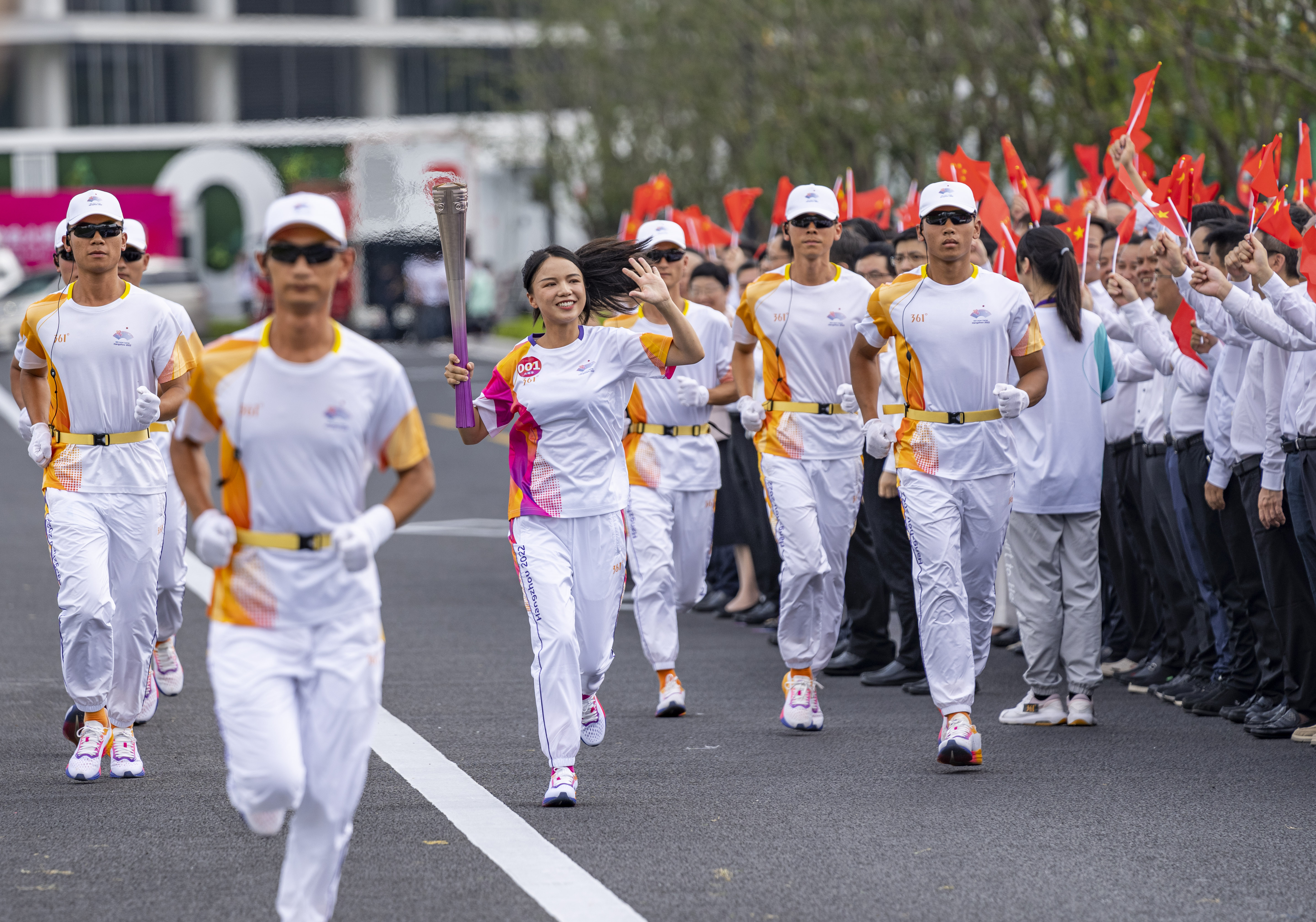 杭州亚运会丨火炬手魏梦喜扬帆东海激越青春