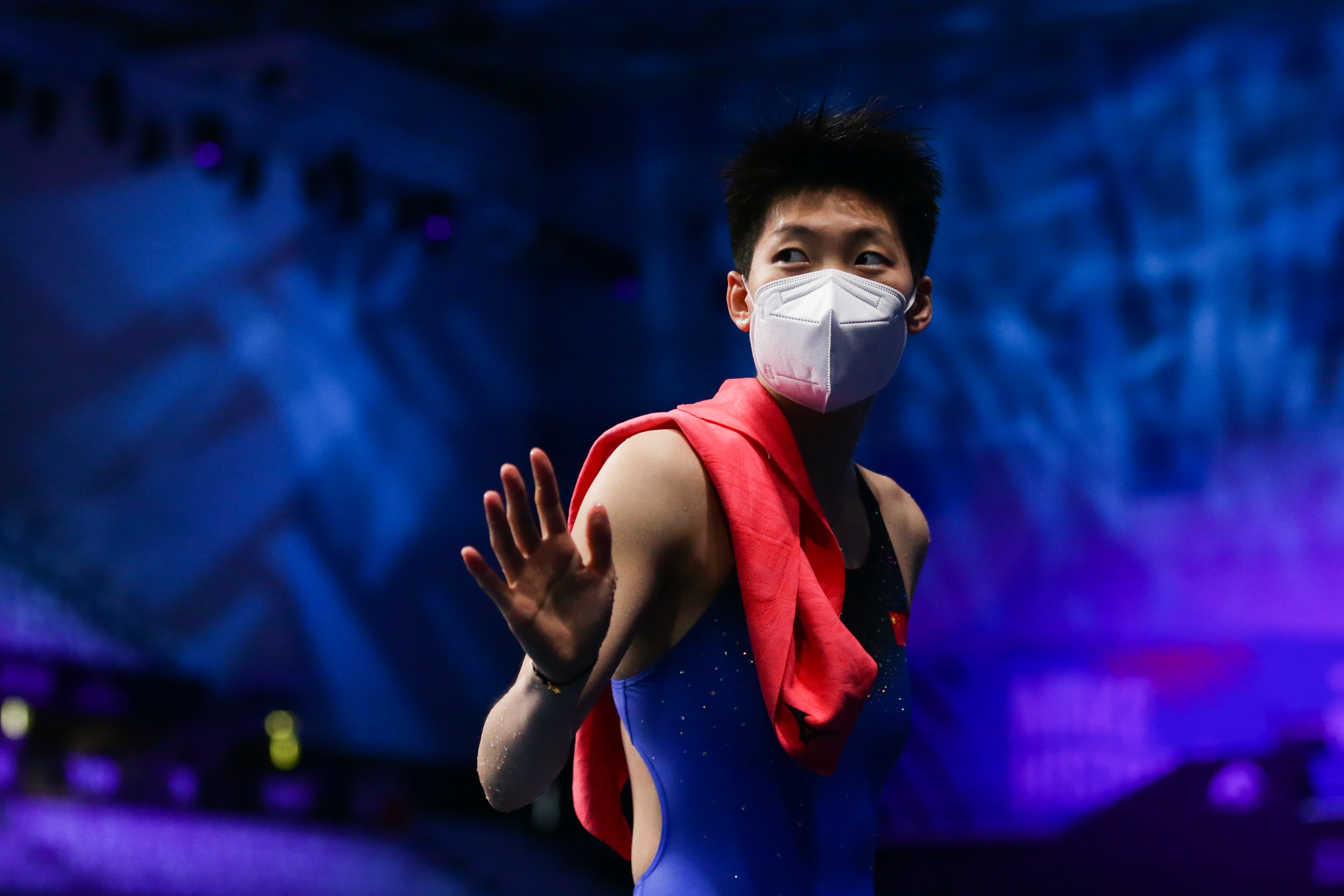 游泳世锦赛李亚杰跳水女子1米板摘金