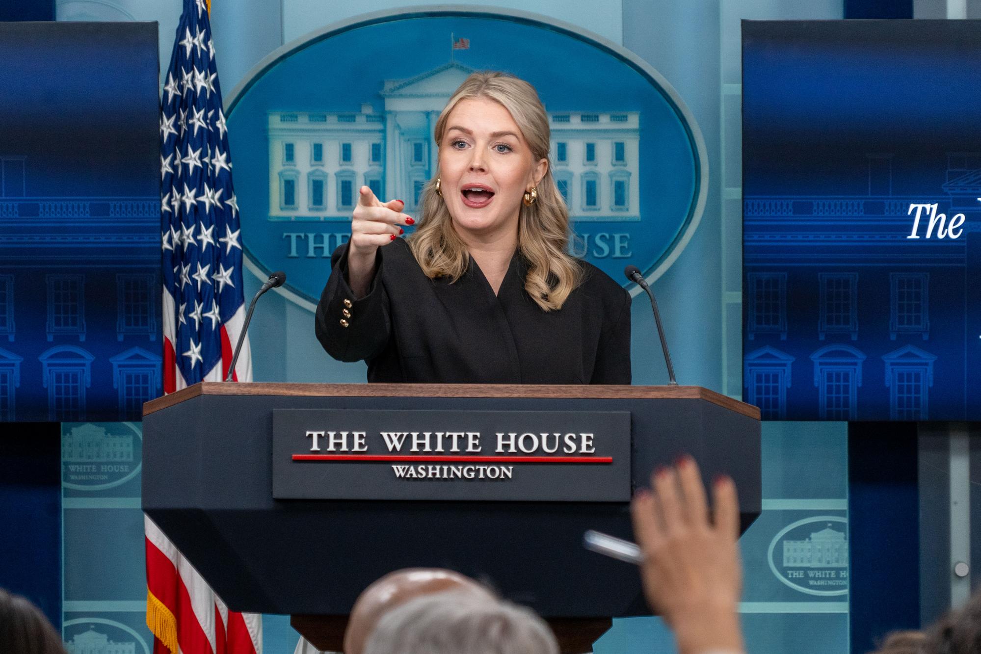 特朗普政府频频拦截油轮美国会议员都看不下去了