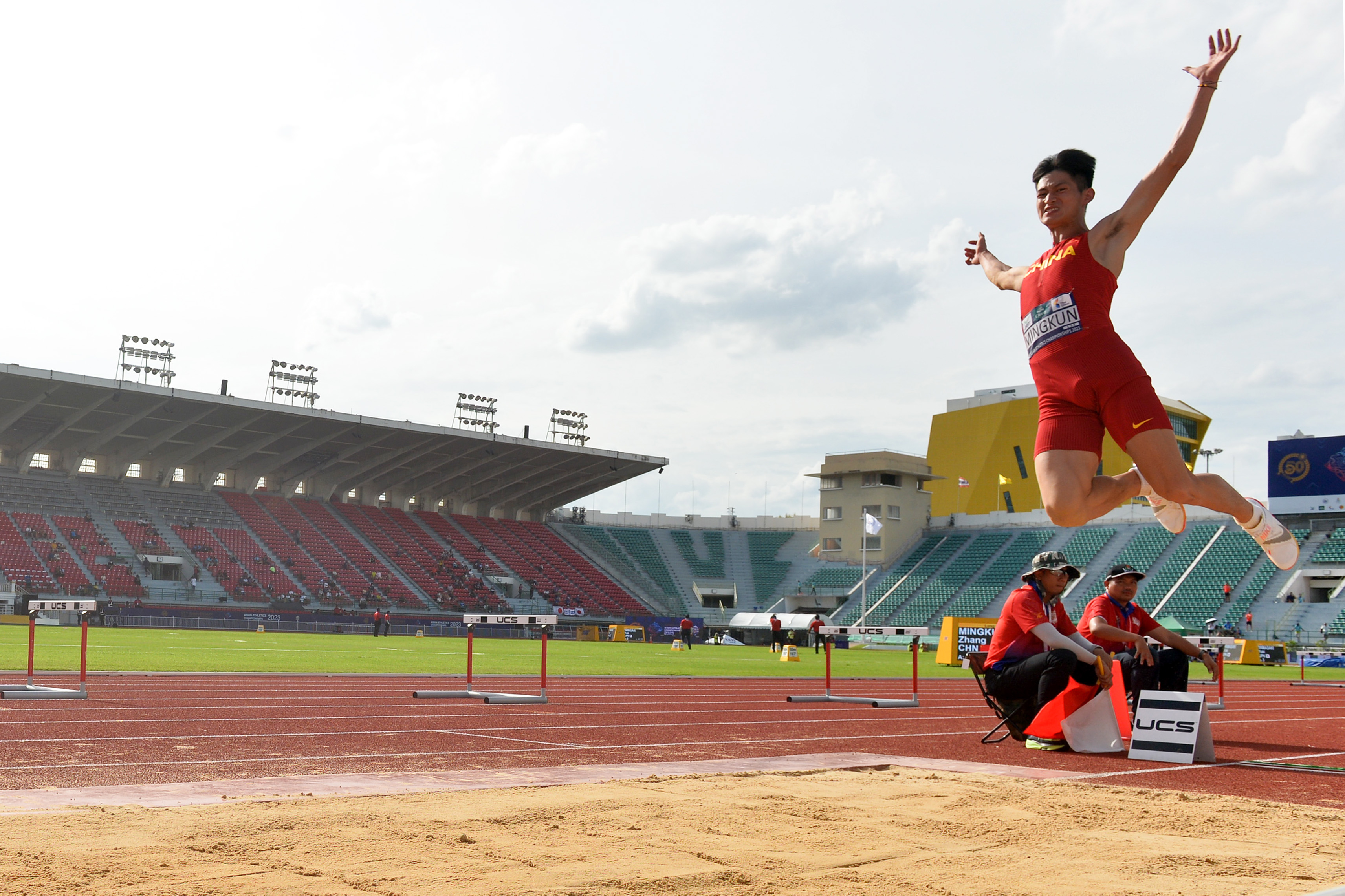 田径亚锦赛:中国选手赢得男子铁饼金牌 - 封面新闻