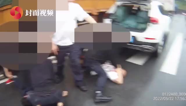 封面视频 | 云湘粤三省警方联手“破冰”：24人被抓，缴毒118公斤