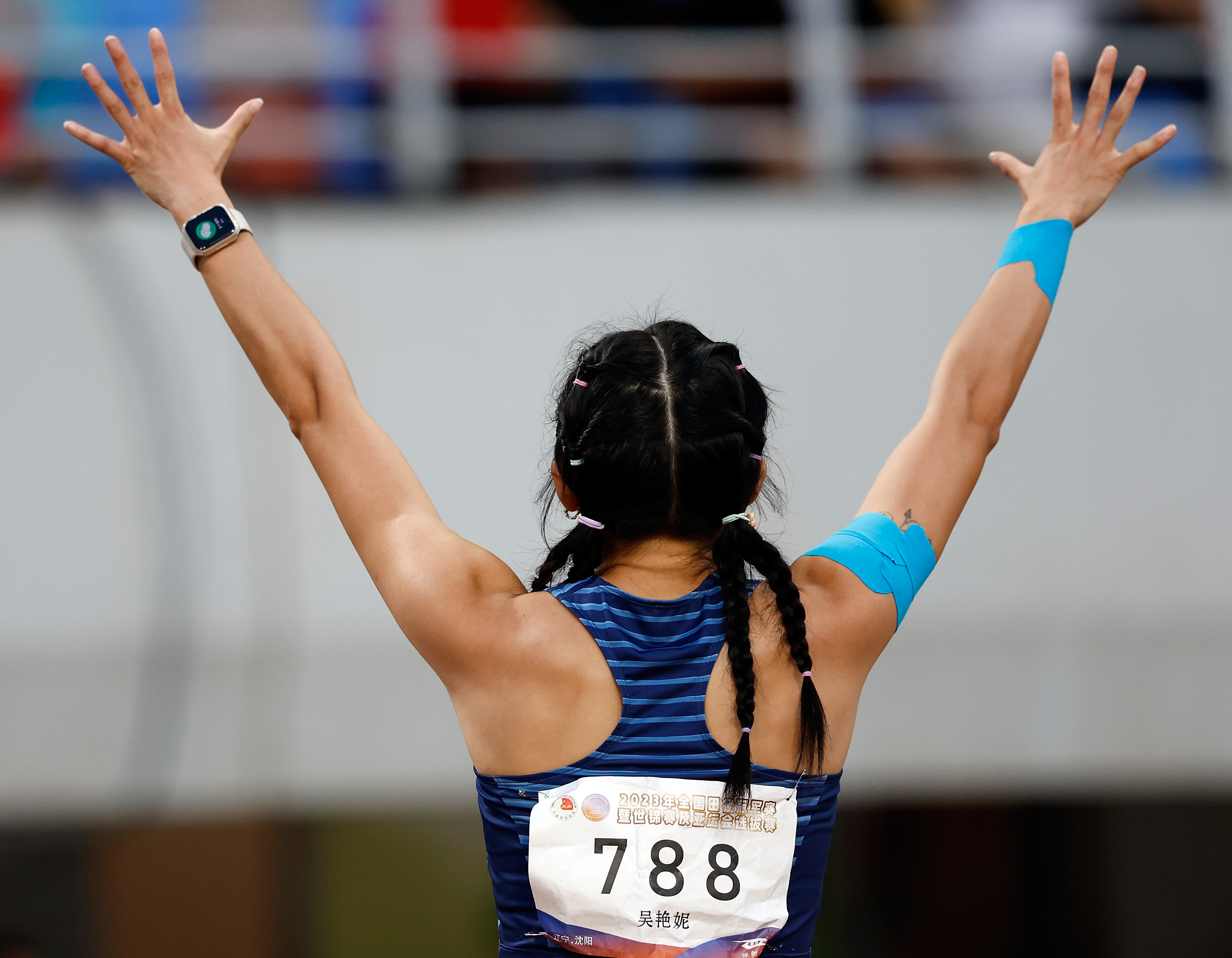 吴艳妮获成都大运会百米跨栏亚军，赛后感言：是所有支持我的人的功劳！