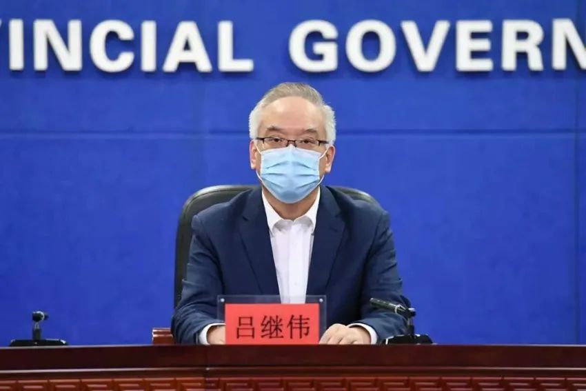 4500吨长春接收各地支援的蔬菜包正加快配送