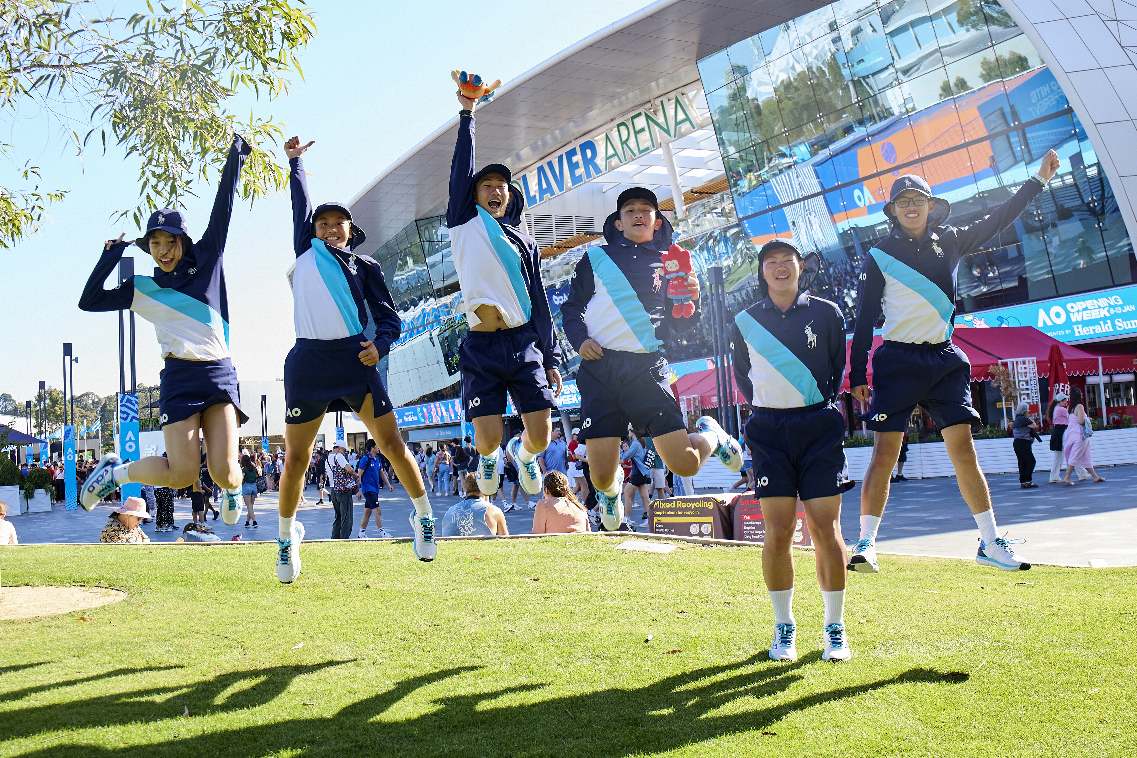 六名中网球童开启澳网"正赛" - 封面新闻