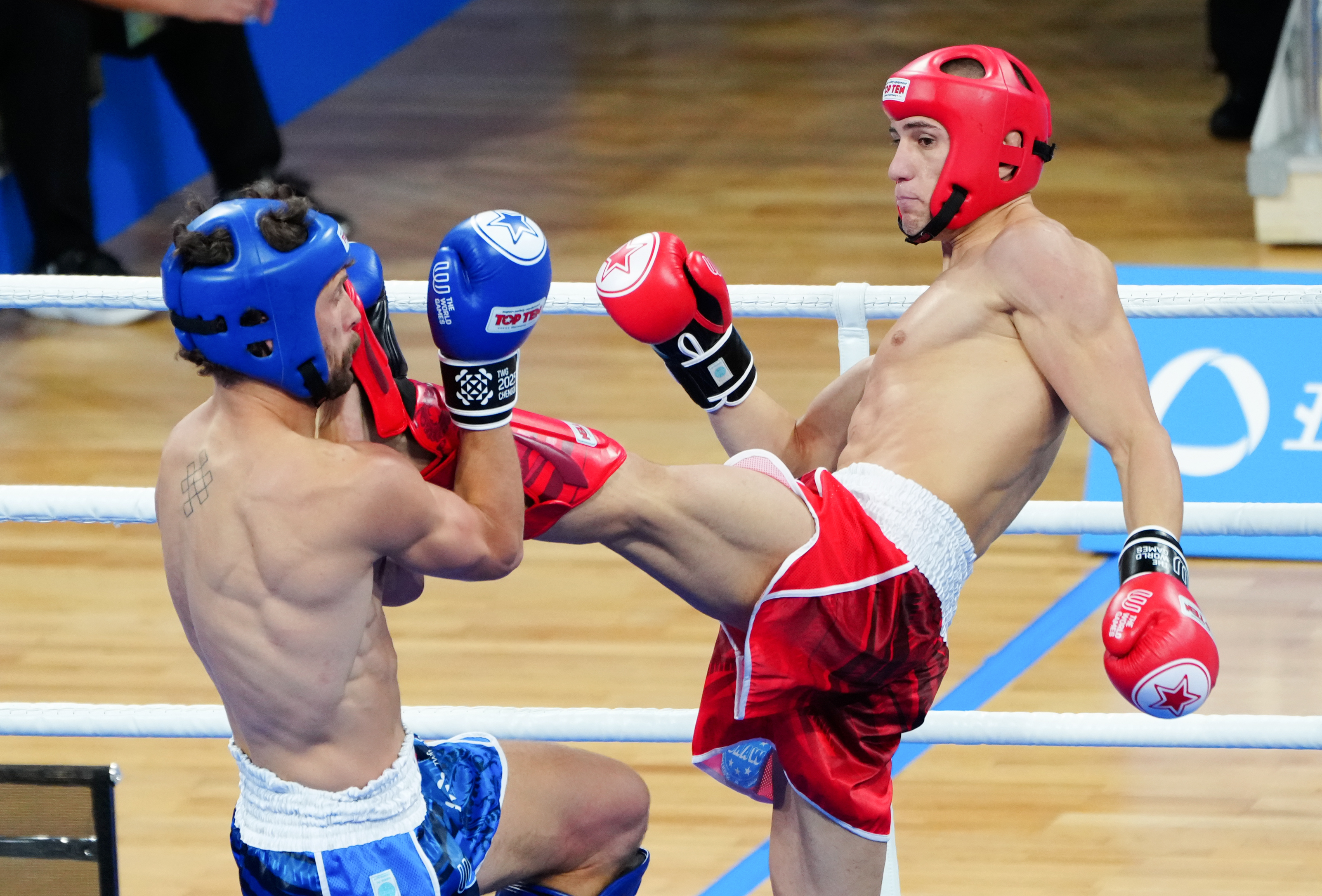 成都世运会｜一边是擂台，一边是榻榻米