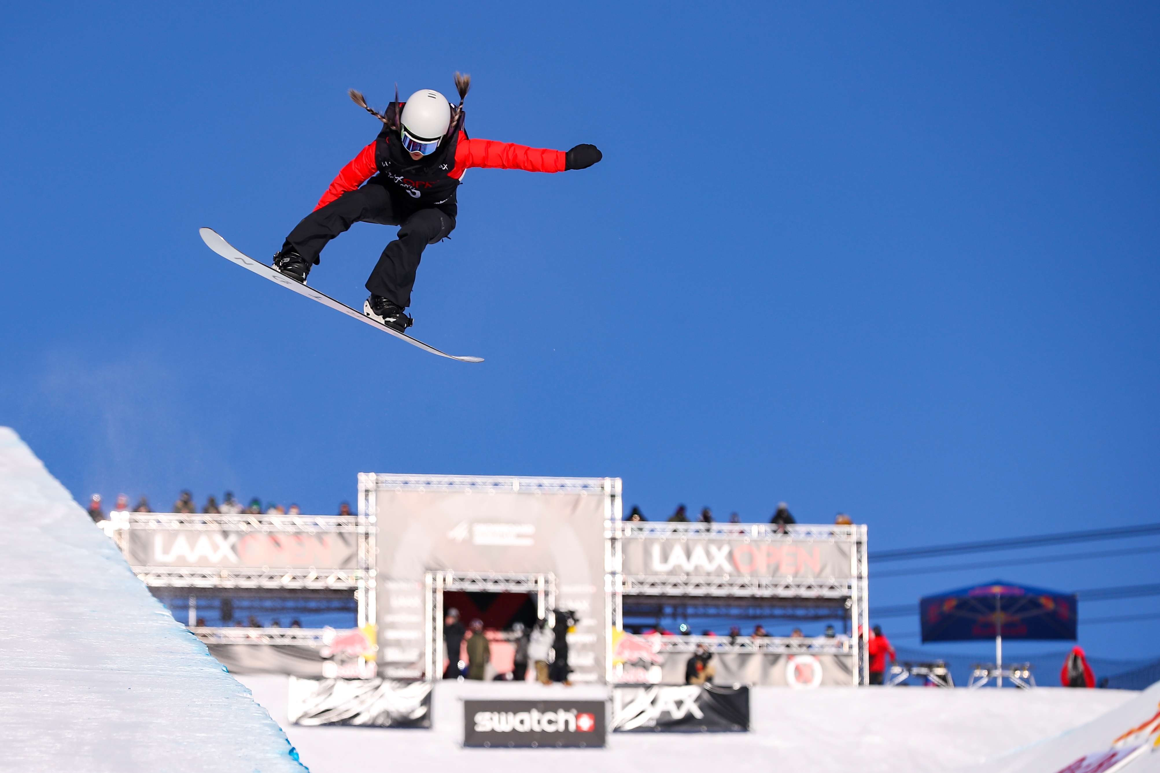 战报中国选手蔡雪桐刘佳宇邱冷晋级北京冬奥会单板滑雪女子u型场地