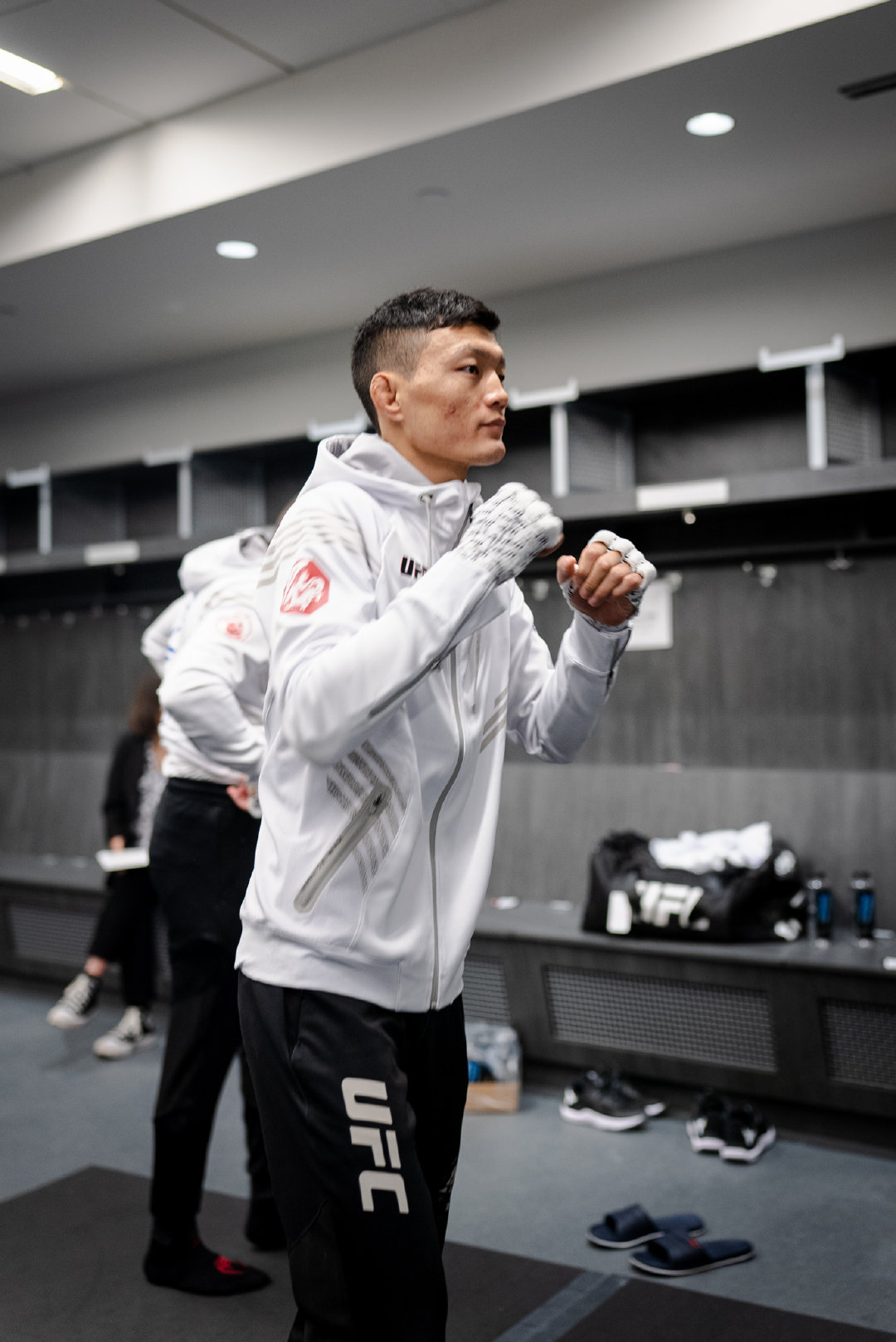 ufc格斗之夜李景亮tko穆斯里穆苏木达尔基遗憾告负