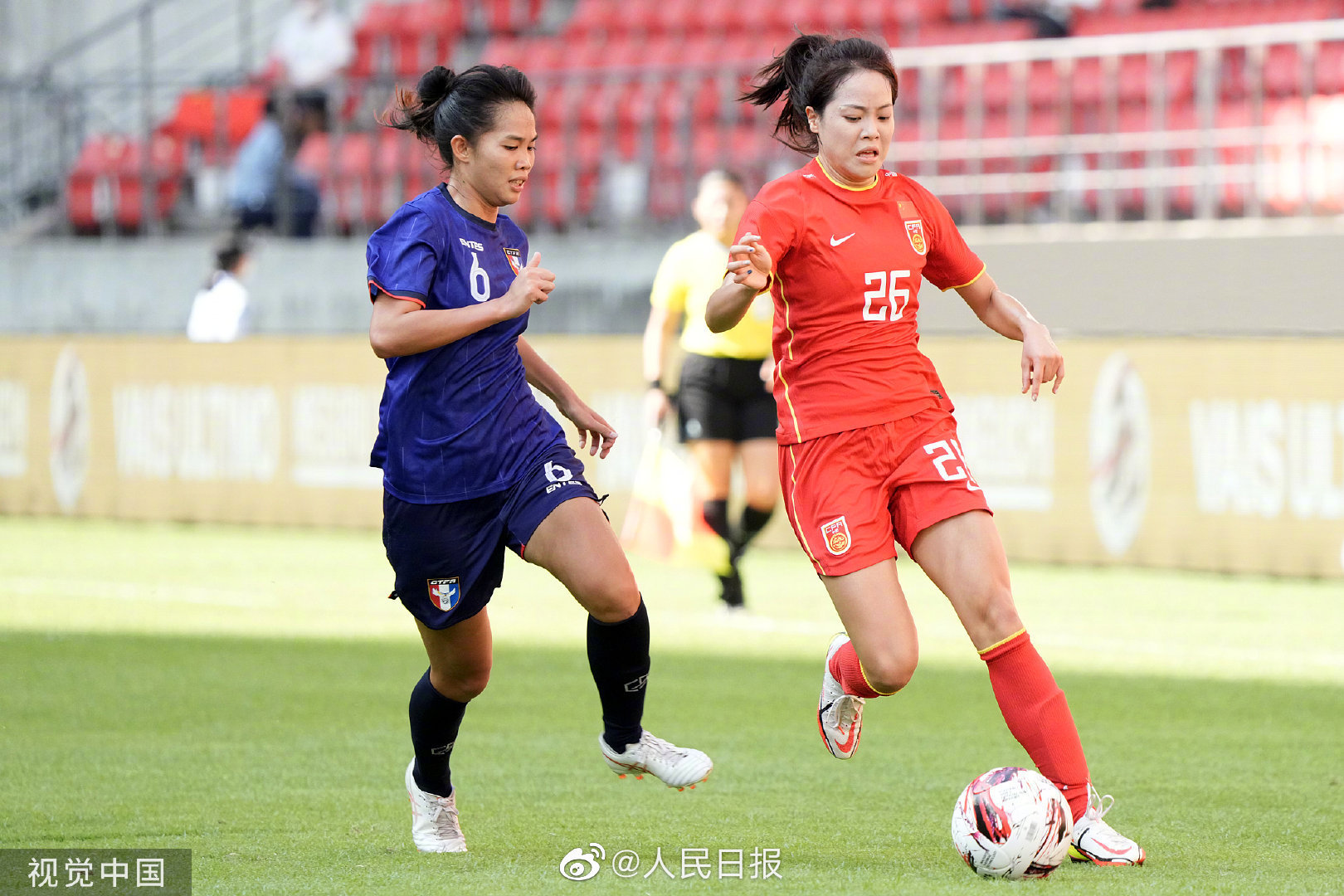 姑娘们加油今晚6点中国女足对战韩国