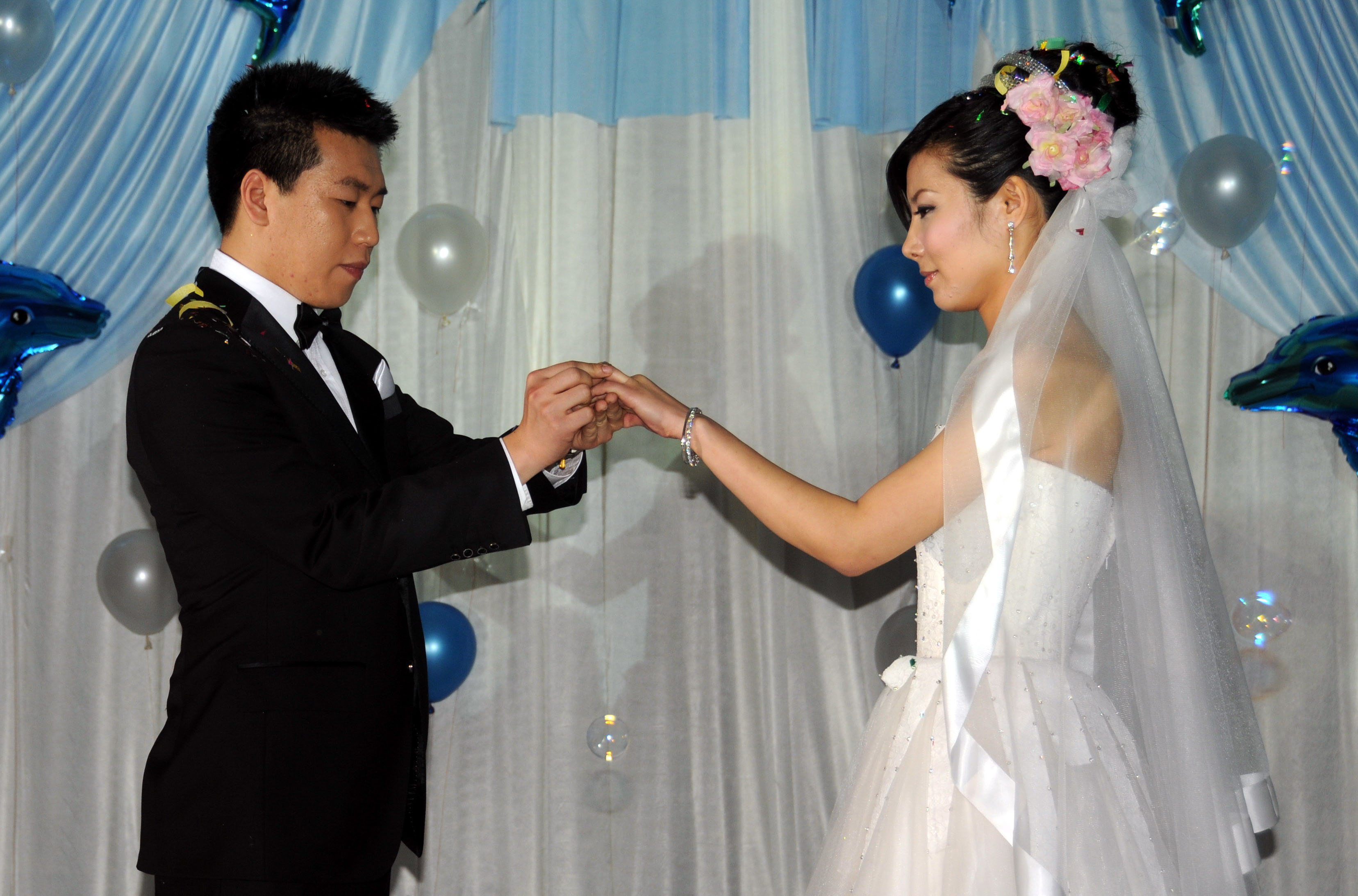 追光七夕到了来看看体坛眷侣共同奋斗的浪漫