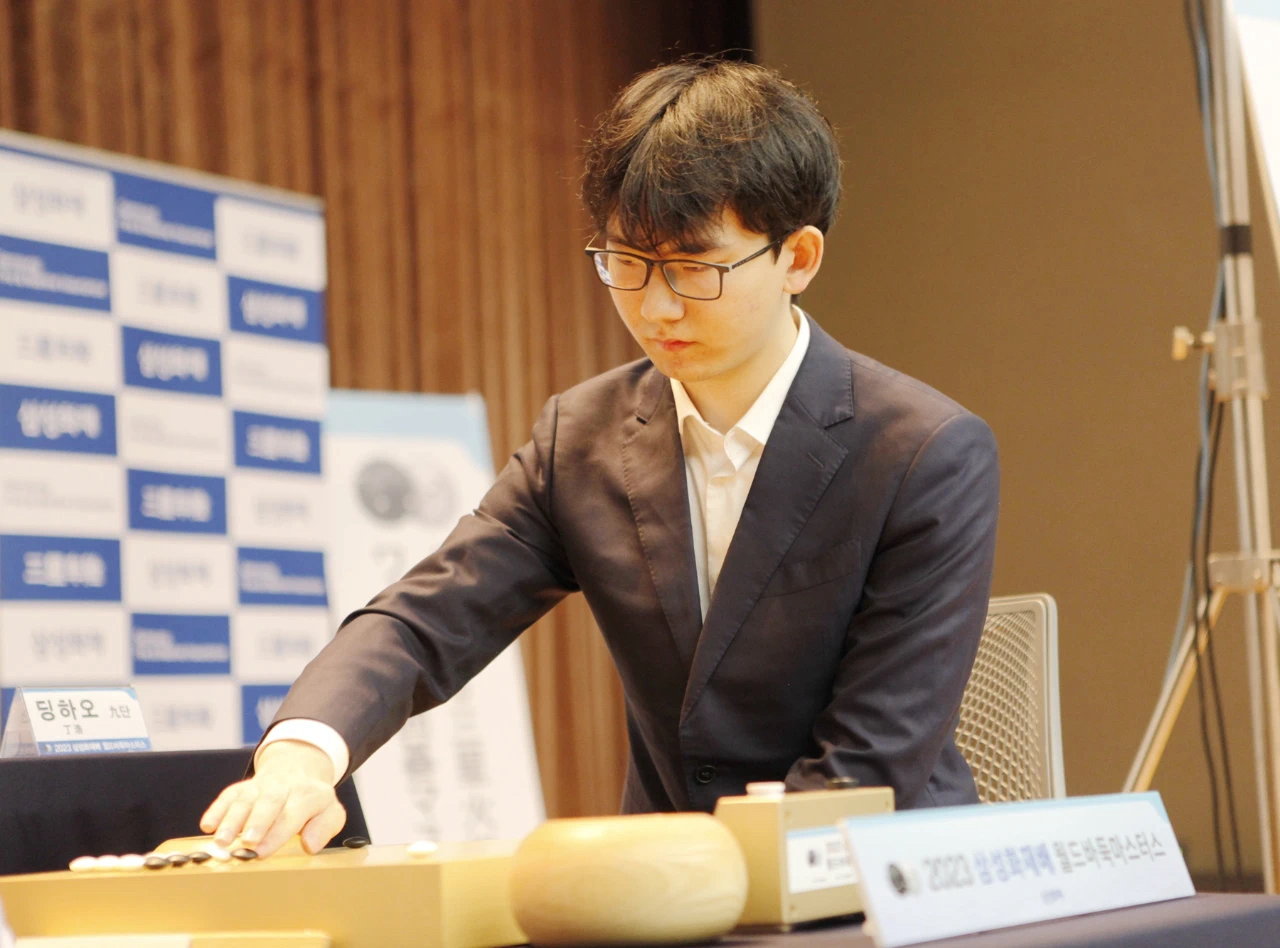 丁浩逆转朴廷桓 中国棋手提前包揽三星杯围棋赛冠亚军 - 封面新闻