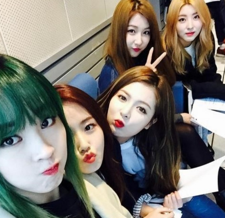 韩女团4minute正式解散 仅"性感小野马"续约