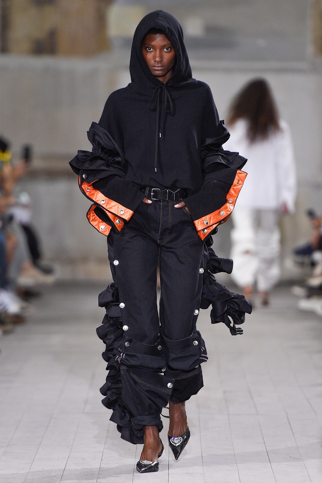 y/project 2017春夏系列:时髦的人都不好好穿衣服 - 封面新闻