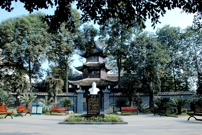 双流中学老钟楼,人民公园都是地标