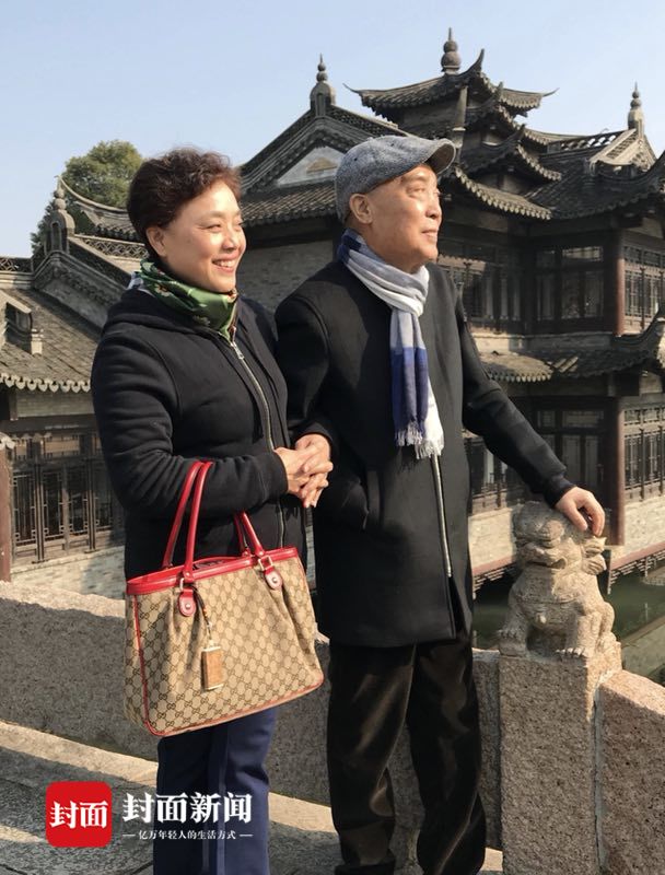 四川笑星闵天浩上海探望师胜杰:老人家身体已逐渐恢复健康