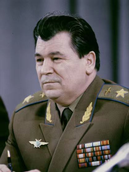 苏联最后一任国防部长因感染新冠病毒逝世