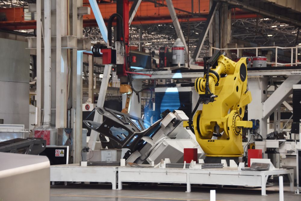 德信官方网站橙色预警！儿童、老年人等易感人群避免户外活动停止举办大型群众性户外活动！