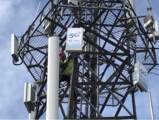 昨夜5G灯光秀宣告移动率先建成四川首个5G