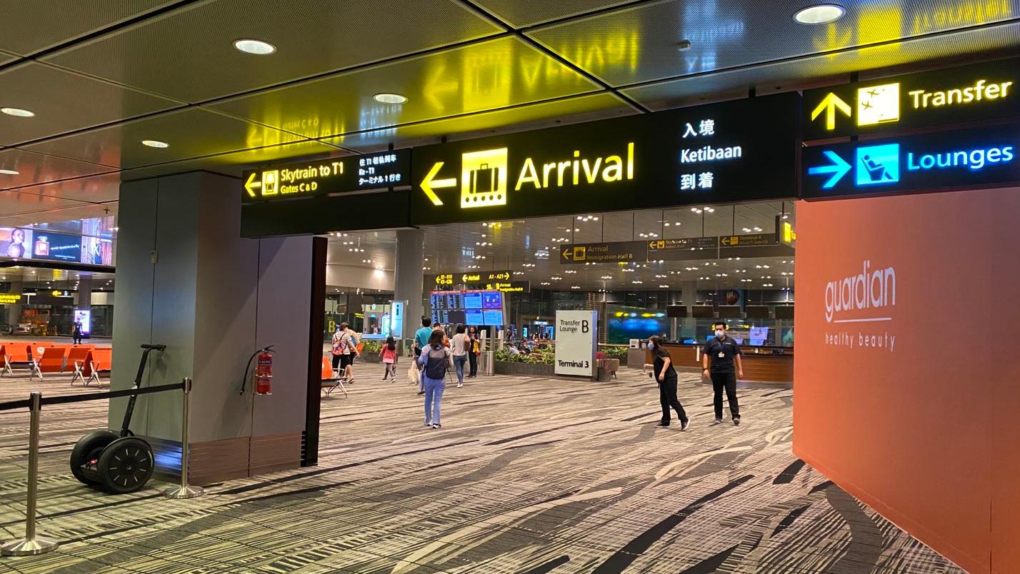 新加坡单日新增4例变异新冠病毒感染病例机场海港加强防疫