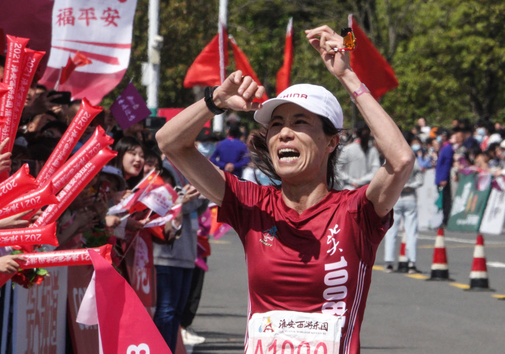 2021淮安马拉松落幕纯业余冠军赛后刷屏