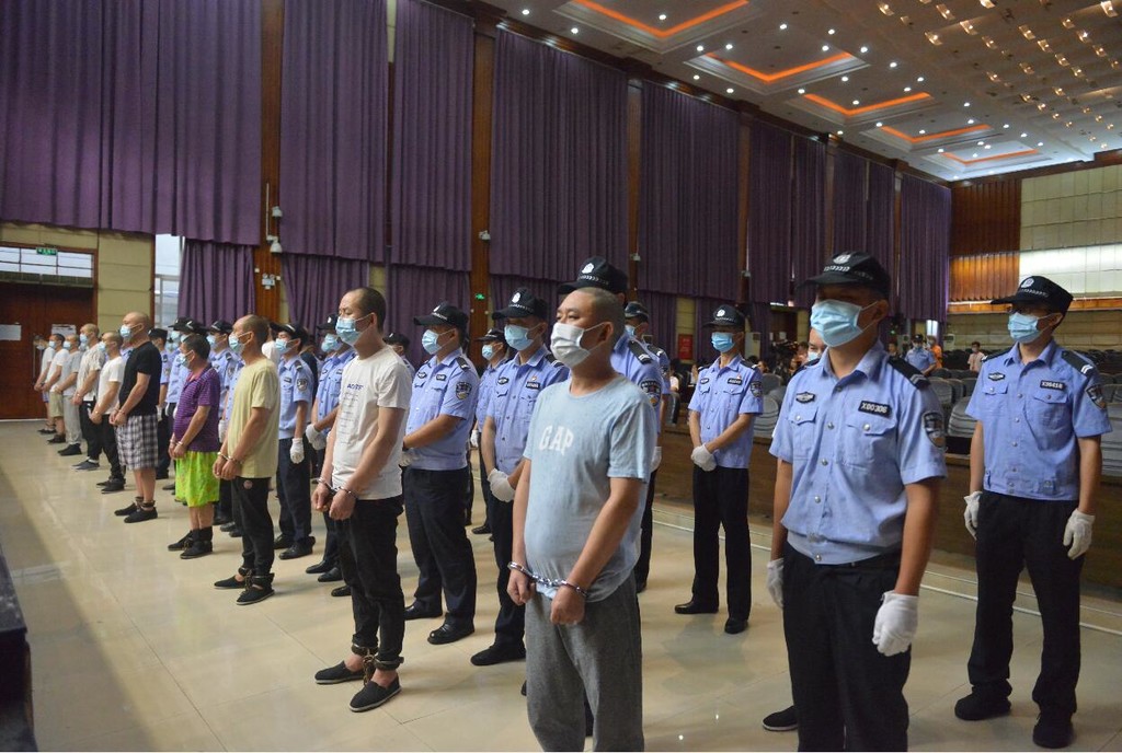 仁寿涉黑酒霸东哥遭判了一审被判二十五年并处没收个人全部财产