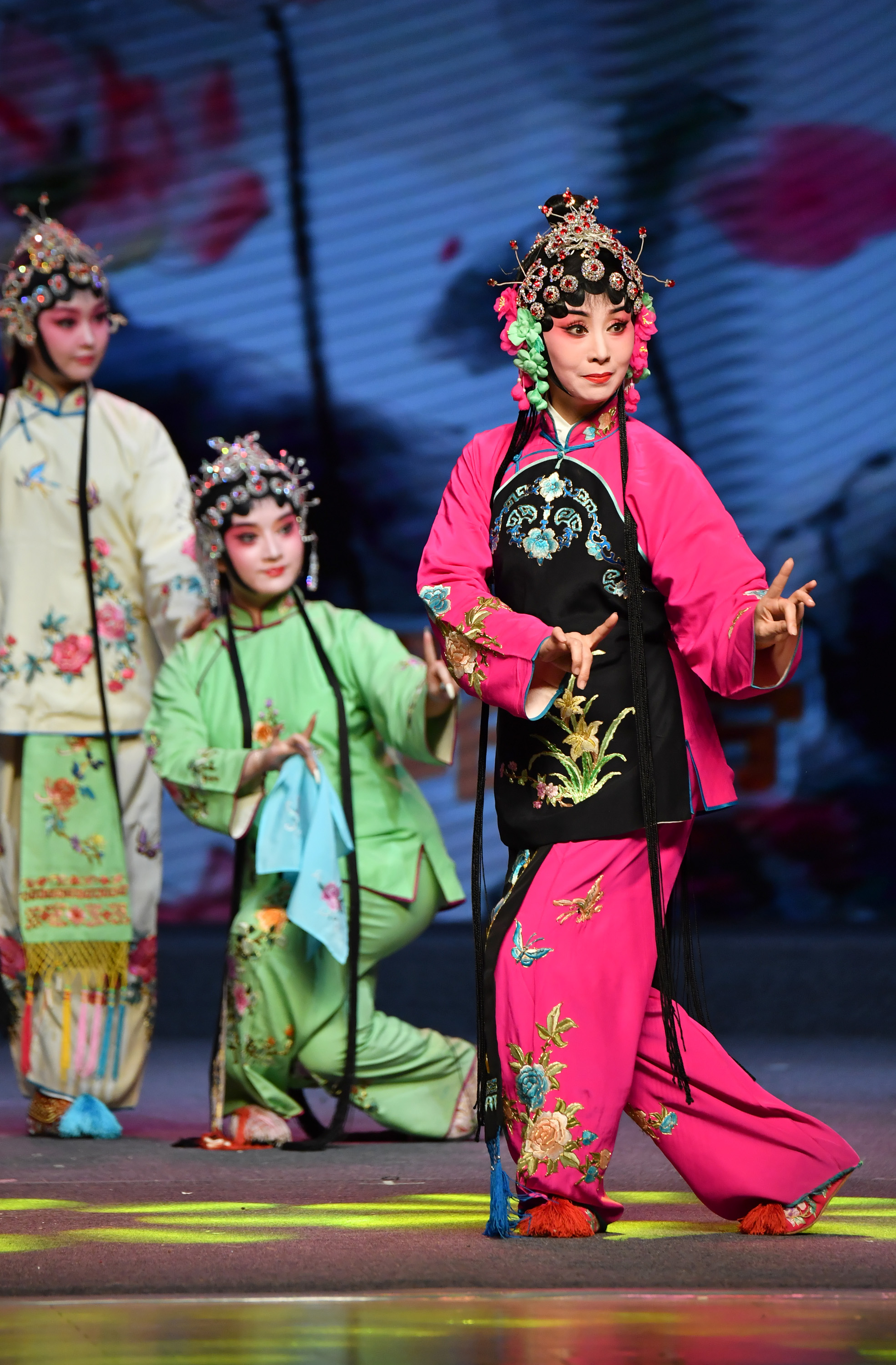 中国秦腔优秀剧目会演西安举行 - 封面新闻