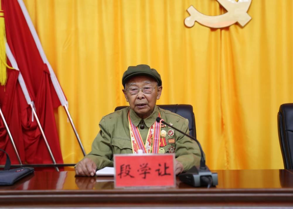 山西省忻州市忻府区人武部在革命前辈的红色故事中学党史悟初心