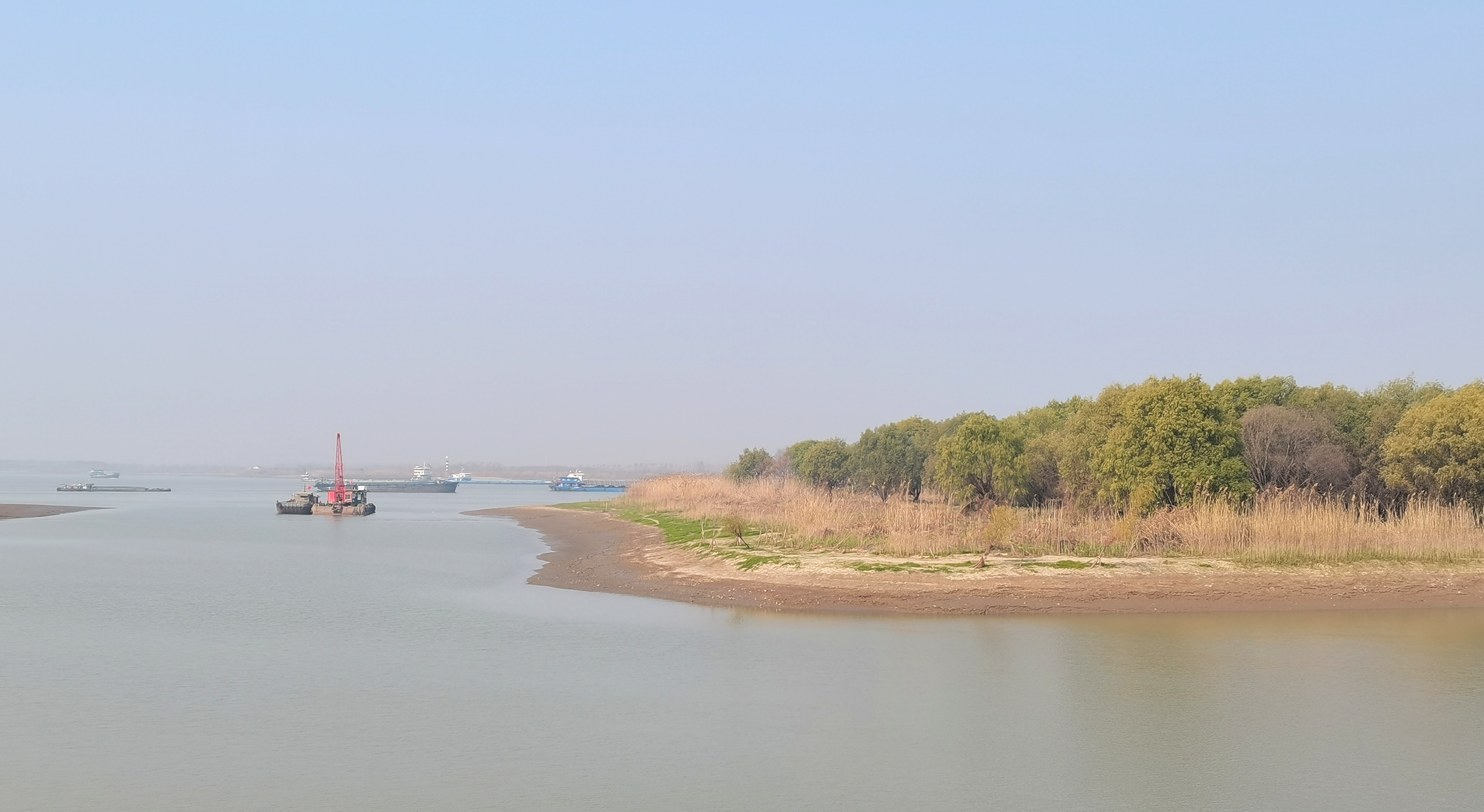 从环境洼地到生态福地安徽马鞍山长江沿线生态治理见闻