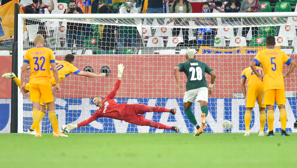 世俱杯墨西哥老虎队晋级决赛创造历史