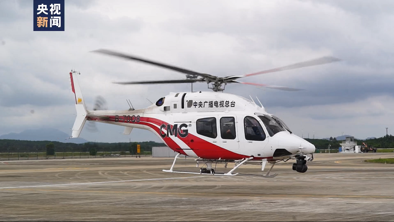 这架新型的4k/8k航拍直升机,是目前轻型双引擎直升机中尖端的机型之一