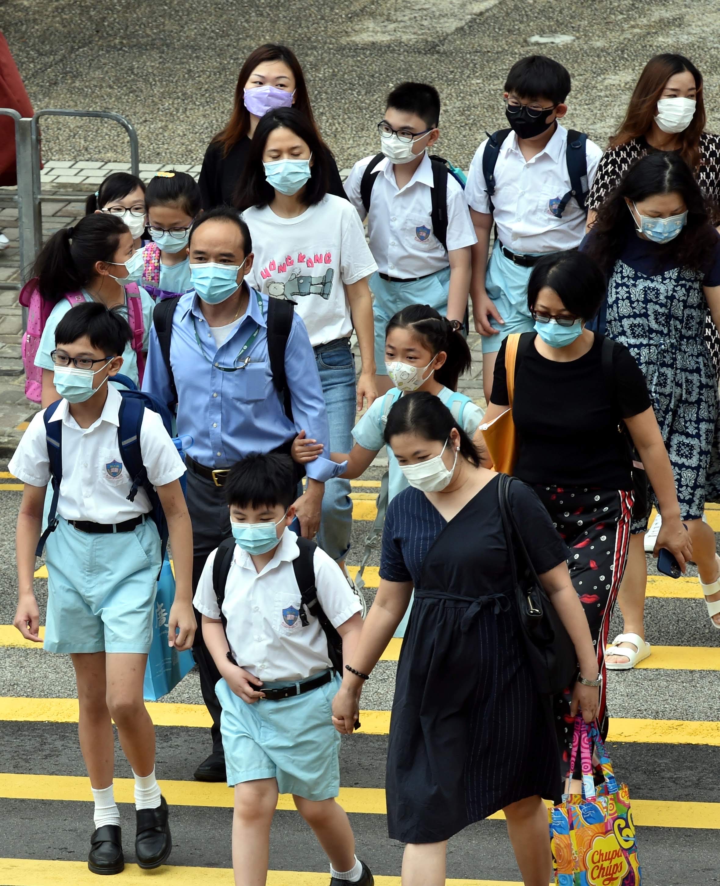 香港学生怀着新盼望迎接新学年